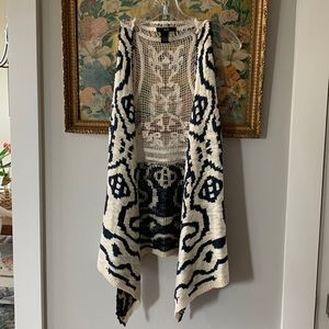 Rain Knit and Crochet Sweater Vest. EUC. Size S